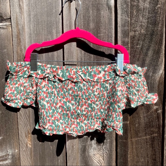 🌸Wild Honey Crop Top🌸 - Picture 3 of 4